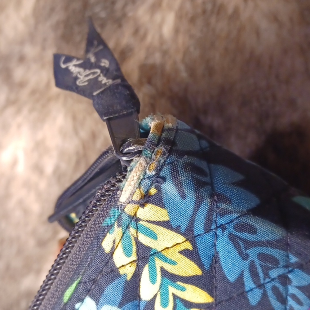 Vera Bradley wallet - Picture 9 of 16
